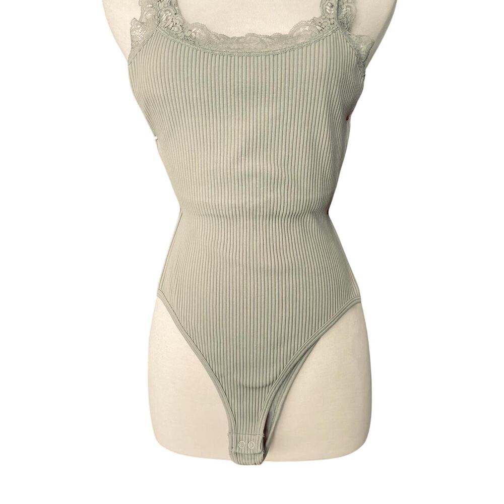 Hippie Rose Lace Trim Bodysuit NWT Size S NWT